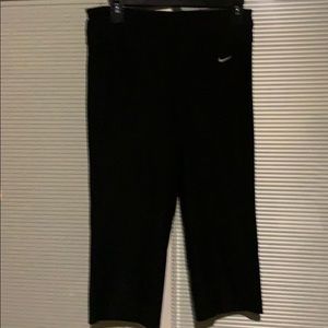 Dri fit capris